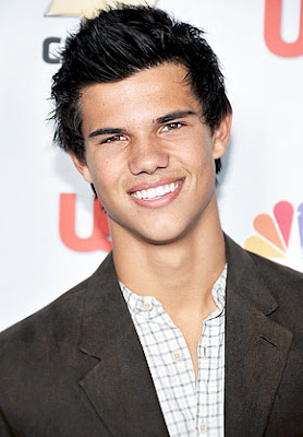 Taylor lautner new wallpapers 2012