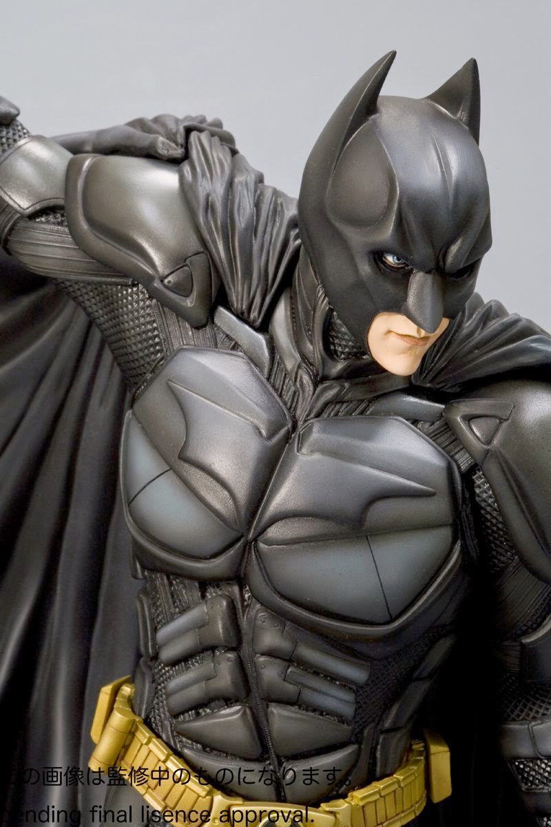 Dark Knight Batman Dark Knight Batsuit Artfx Statue Reviews 3