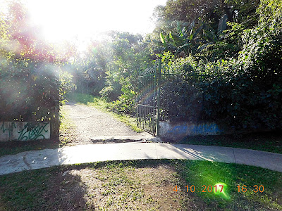 Imagens da entrada da área verde dos Remédios