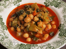 Potaje de garbanzos con verdura – Chickpea vegetable stew