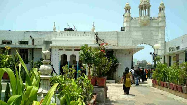 हाजी अली की दरग़ाह, जहाँ से कोई मायूस नहीं लौटता | Haji Ali Dargah ka rahasya