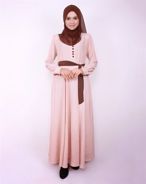 Trend model dress pesta muslim perempuan desain modern dan modis terbaru 21 Model Dress Pesta Muslim Desain Modern Terbaru 2017/2018