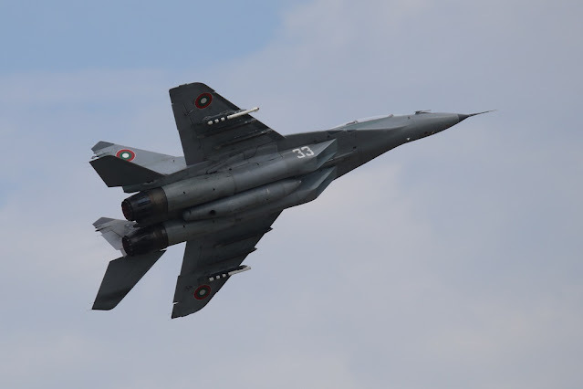 Bulgarian Mig29 F16 Graf Ignatievo