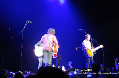 Vivian Campbell, Joe Elliott, & Phil Collen - Def Leppard - 2008