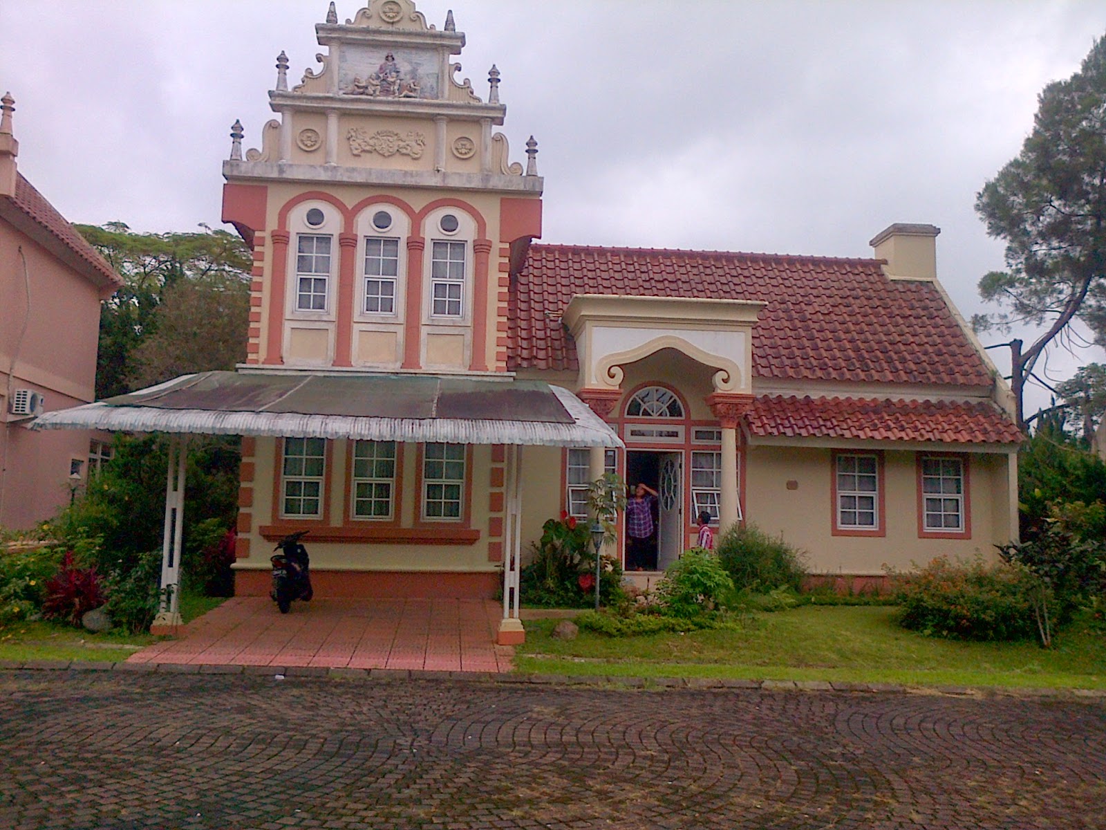 Sewa villa di puncak: Sewa Villa di Puncak