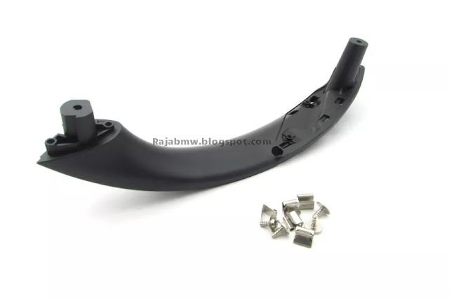 Door Inner Handle BMW F30 Warna Hitam Kiri (Depan)