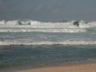 ombak khas pantai selatan