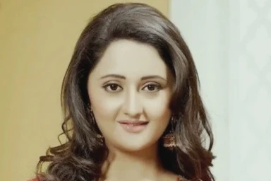 rashami desai biography hindi
