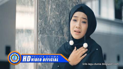 Lirik Lagu Shela Sahanaya - Dunia Makin Tua