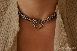 Silver necklace with a glass stone for woman, Impulsiva metal ciollection