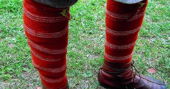 Wool and Linen Leg Wraps, Winingas, Viking Clothing