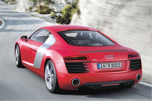 audi r8 2013