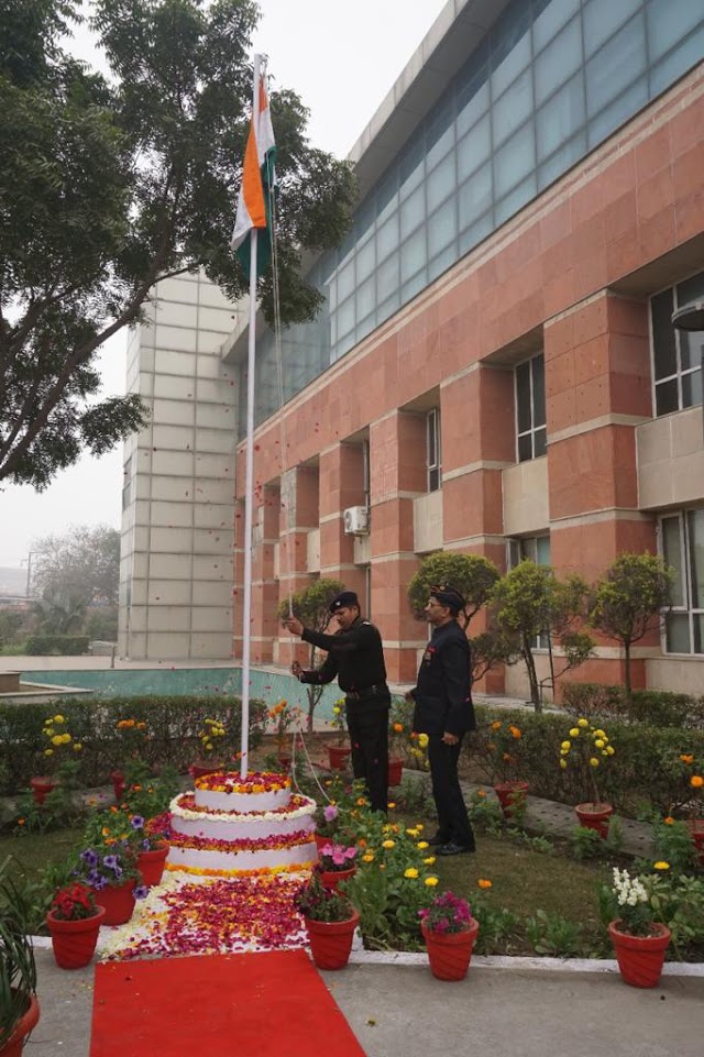 राजकीय आयुर्विज्ञान संस्थान, ग्रेटर नोएडा में 74वां गणतंत्र दिवस समारोह हर्षोल्लास के साथ मनाया गया।