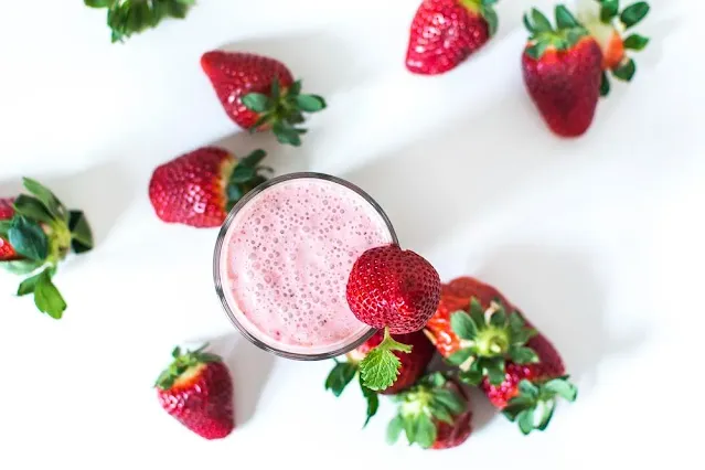 strawberry-milkshake-recipe-best-dessert