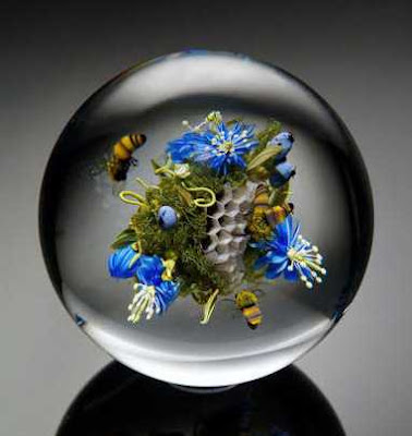 Honeycomb and Honeybees Paper Weights