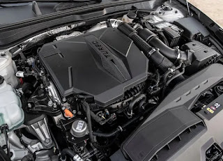 Hyundai Sonata 2021 - motor turbo de 1.6 litro e transmissão de dupla embreagem de sete velocidades para maior desempenho e economia de combustível.