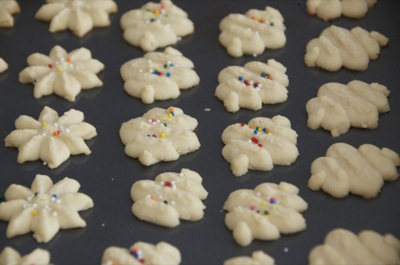 Spritz Cookies in Tray 400