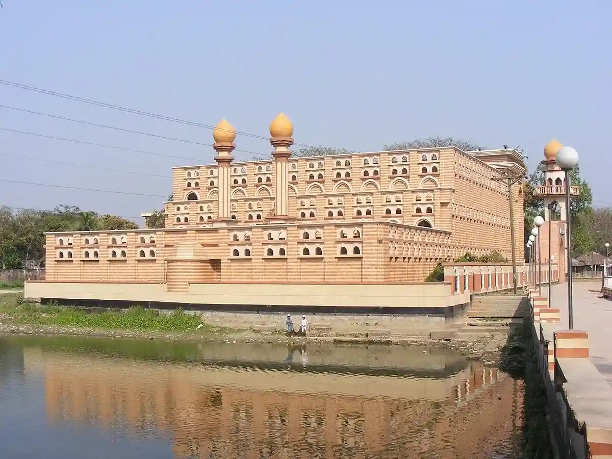বেলাব বাজার কেন্দ্রীয় জামে মসজিদ