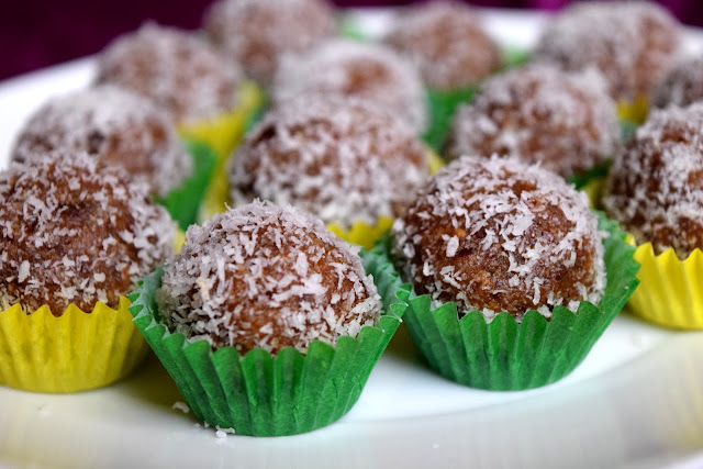 dates balls