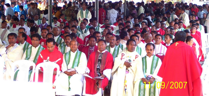 IMAM GEREJA TIMOR