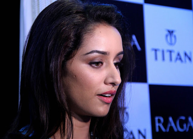 actress shraddha kapoor photos download