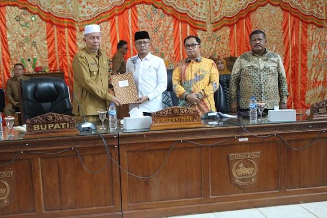 Pemda Bersama DPRD Pasbar Tanda Tangani Nota Kesepakatan KUPA Dan Perubahan PPAS TA 2023 