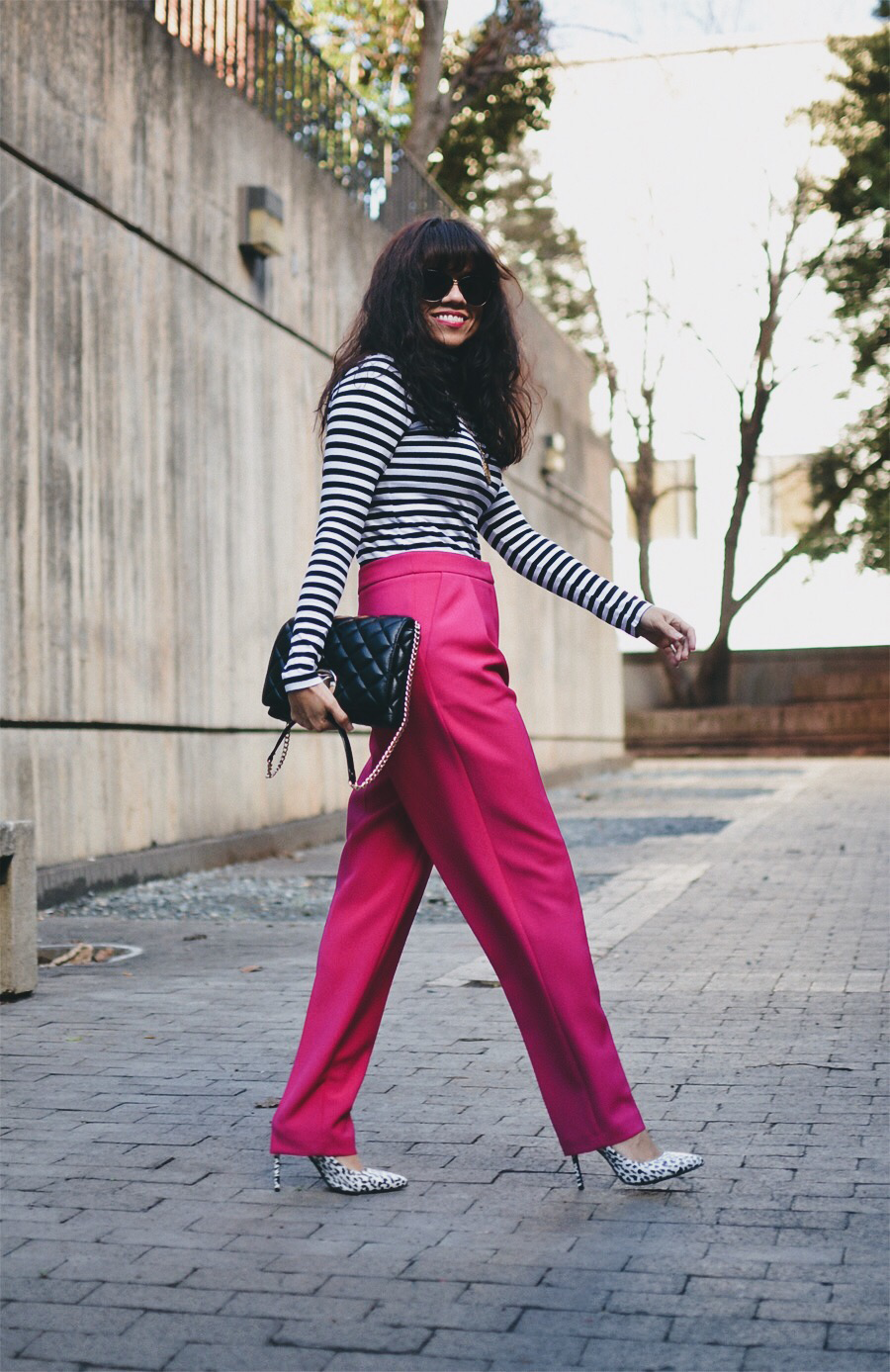 Outfit with peg pants 