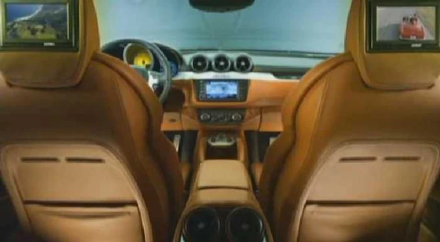 Visão do interior traseira da Nova Ferrari FF