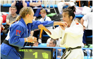 La veterana Isabel Fernández se cuelga un bronce en Samoa