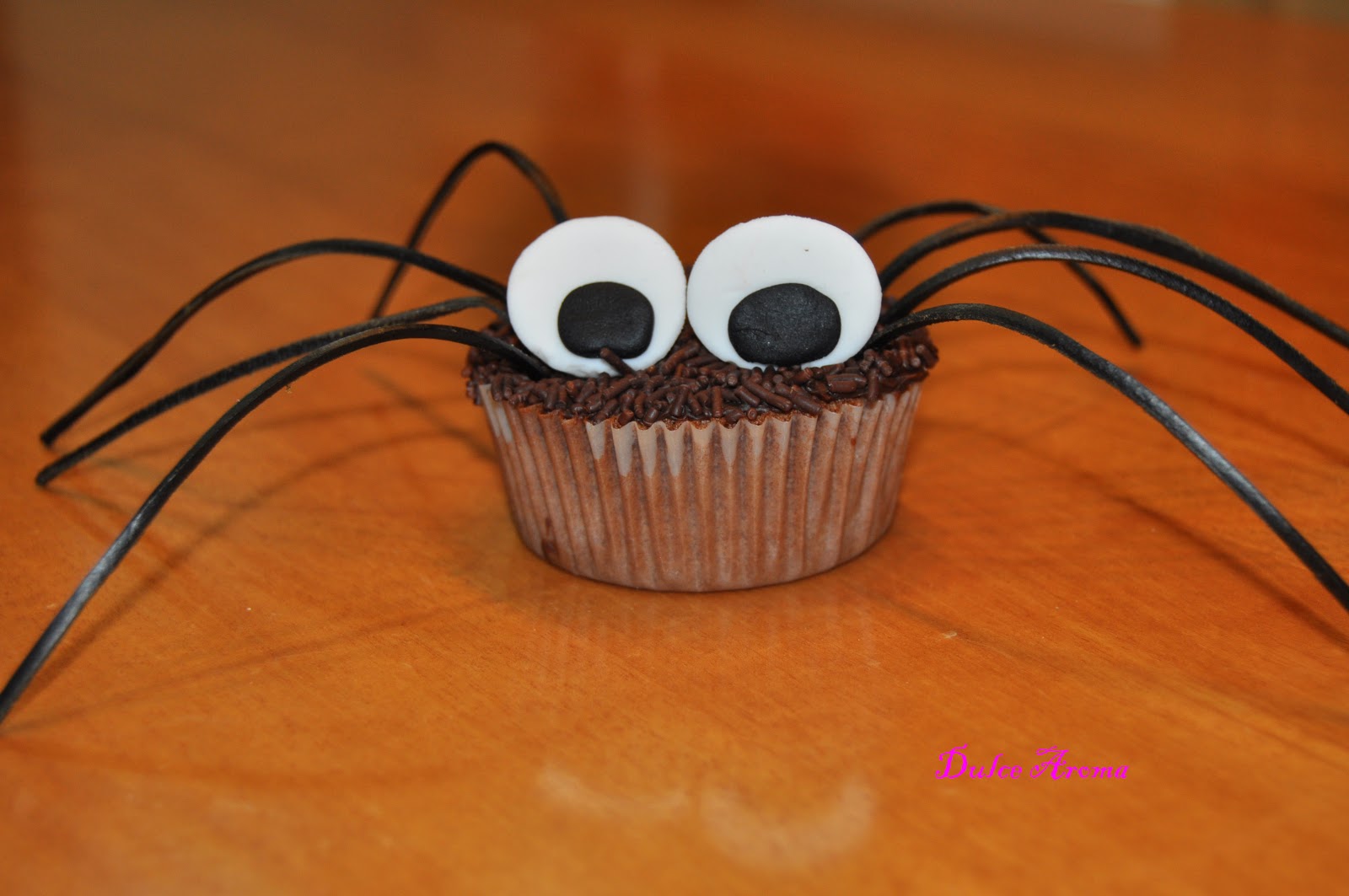 cupcakes halloween CUPCAKES DE ARAÑAS PARA HALLOWEEN