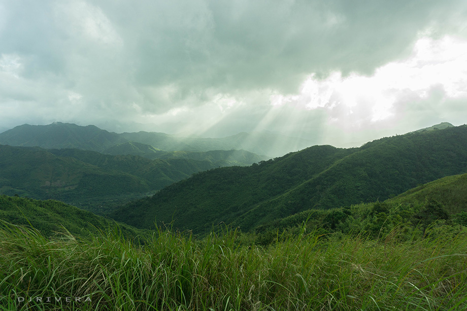 Early morning view of the mountain ranges on the way down