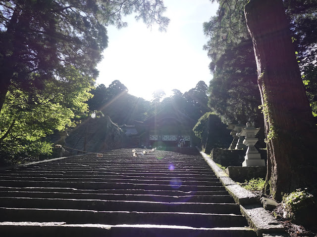 大神山神社の参道