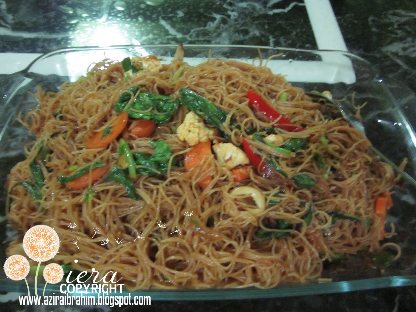 :: BiNgKiSaN KeHiDuPaNKU ::: Bihun Goreng