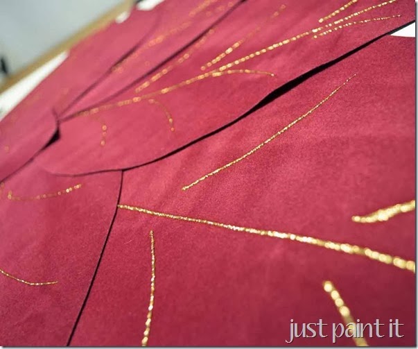Poinsettia-Tree-Skirt-H