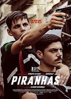 Filmin Konusu12-05-2020 19:20:56 Napoli sokaklarında genç erkeklerden oluşan bir sokak çetesi, mafyaya katılarak uyuşturucu ve silahlarla yaşamaya başlar. İtalya’nın arka sokaklarını çarpıcı bir şekilde anlatan Piranalar filmini Claudio Giovannesi yönetiyor. Roberto Saviano’nın Gomorrah adlı romanından uyarlanan Piranalar filmi 8 ödüle sahip.