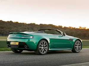 Aston Martin V8 Vantage S Roadster 2012 (6)