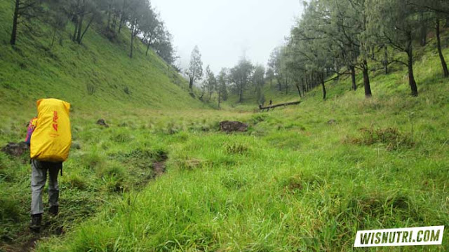 Bulak Peperangan Gunung Lawu via Candi Cetho