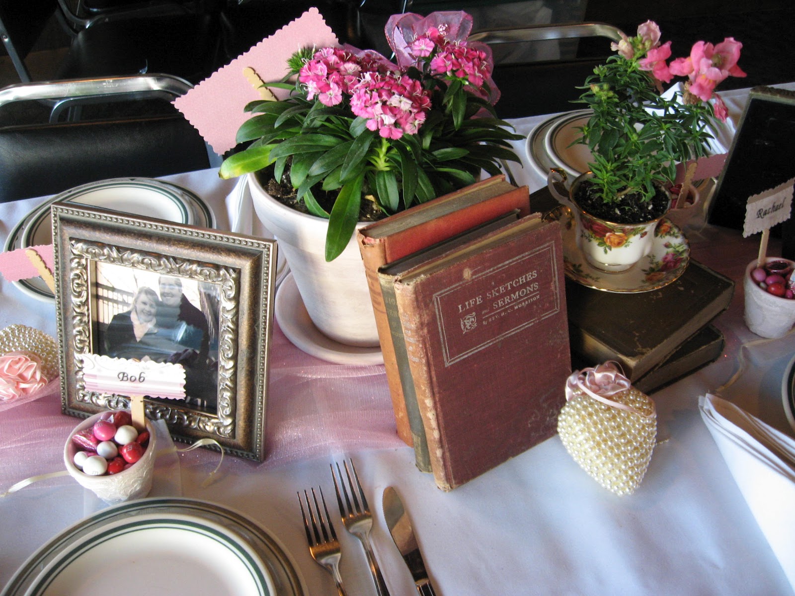 flower pot arrangement ideas Vintage Wedding Table Decor | 1600 x 1200