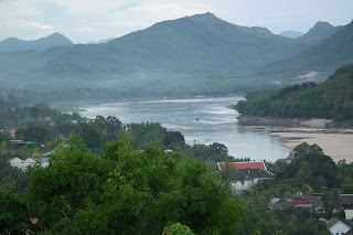 Adventure and Cruise in the 12th longest River in the World in Laos