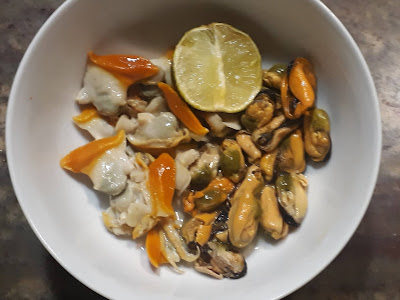 Cocinando con latas de conserva, pasta con frutos del mar