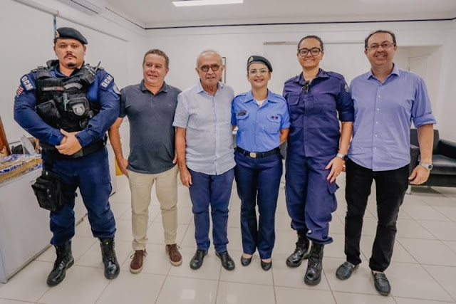 Cícero Lucena concede aumento de até 27,47% para agentes da Guarda Civil Metropolitana