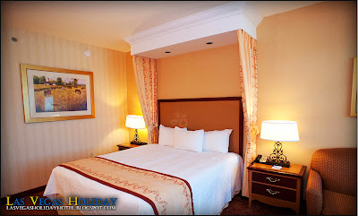 The Deluxe Room at the South Point Hotel And Casino-2