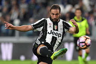 Agen Bola - Higuain Samai Rekor Legenda Juventus