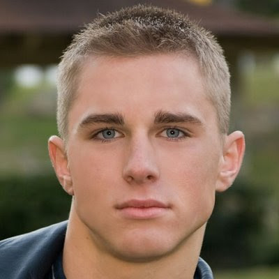 Short buzz cut for men with thin hair – hair loss haircut Short buzz cut for men with thin hair – hair loss haircut