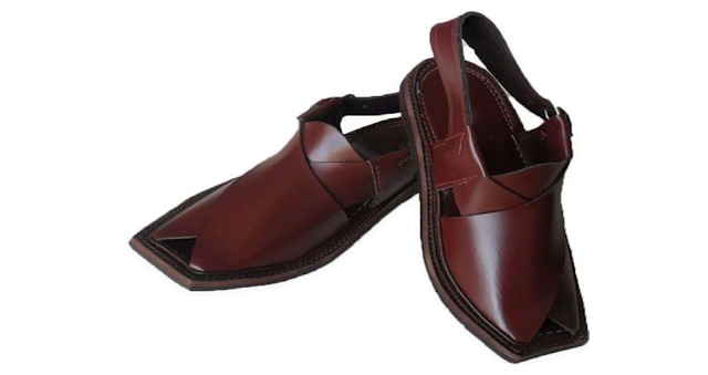The Peshawari Chappal originated from which province of Pakistan?