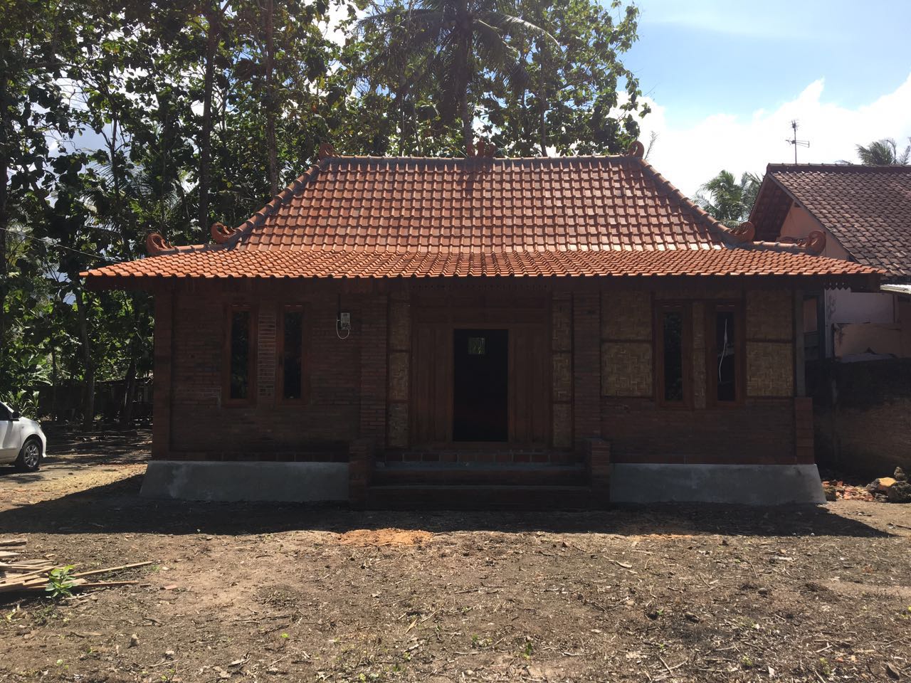 Rumah limasan sederhana  RUMAH JAWA JOGJA