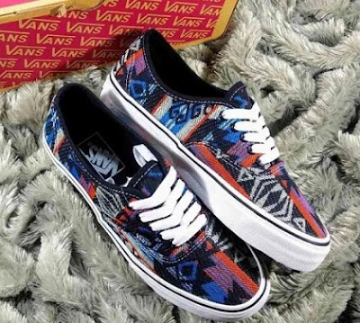 Sepatu Vans Terbaik