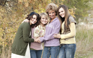 Tami and her girls.