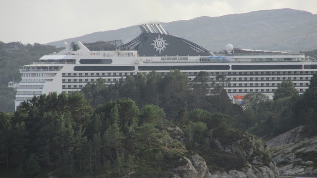 Cruise ship MSC Magnifica in Bergen, Norway