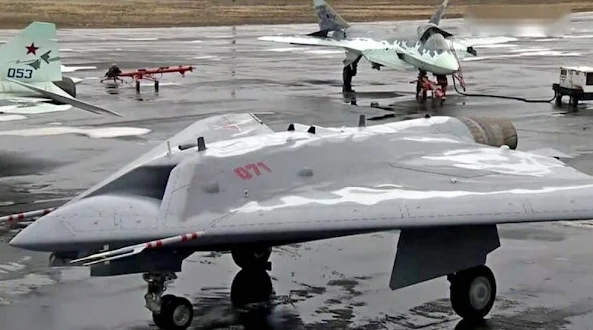 Shown with Su-57 fighter jets, Russia Successfully Tests S-70B Okhotnik Stealth Drone